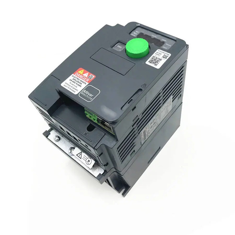 ATV320U07N4C Power Inverter Schneider